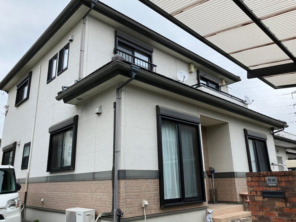 三重県 津市 外壁塗装 塗装屋 塗り替え 塗装工事 屋根塗装 ペンキ屋 内装塗装 塗装 塗る 防水工事 リフォーム工事 鈴鹿市 四日市市