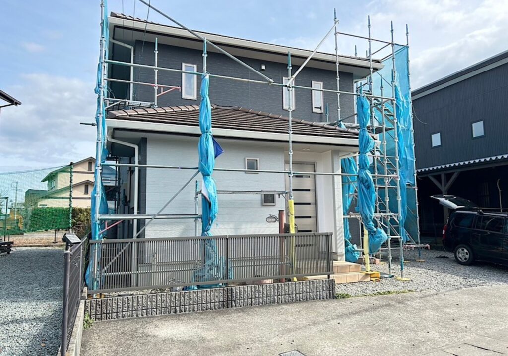 三重県 津市 外壁塗装 塗装屋 塗り替え 塗装工事 屋根塗装 ペンキ屋 内装塗装 塗装 塗る 防水工事 リフォーム工事 鈴鹿市 四日市市